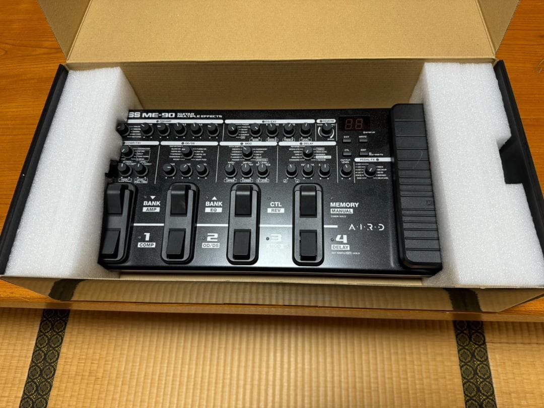 BOSSマルチエフェクターME90