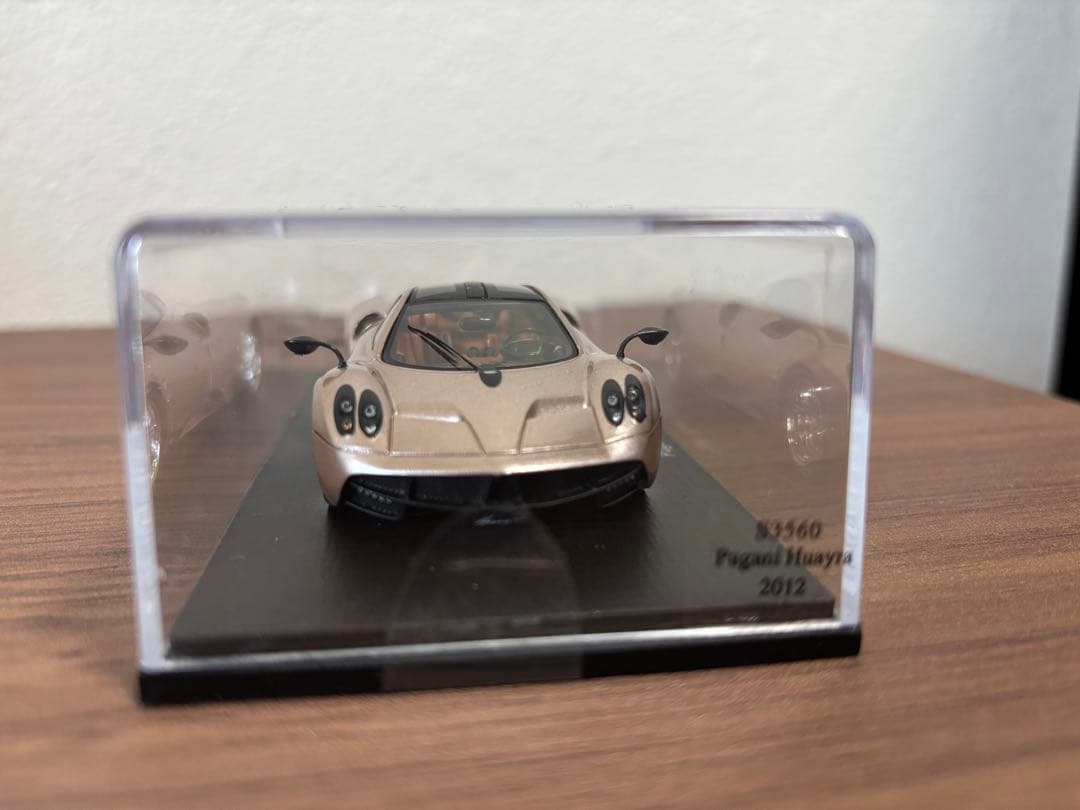 1/43 スパーク パガーニ ウアイラ