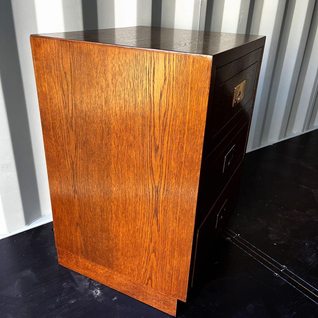 取付無料！カリモク ドマーニ モーガントン 天然木アンティーク風三段チェスト✨