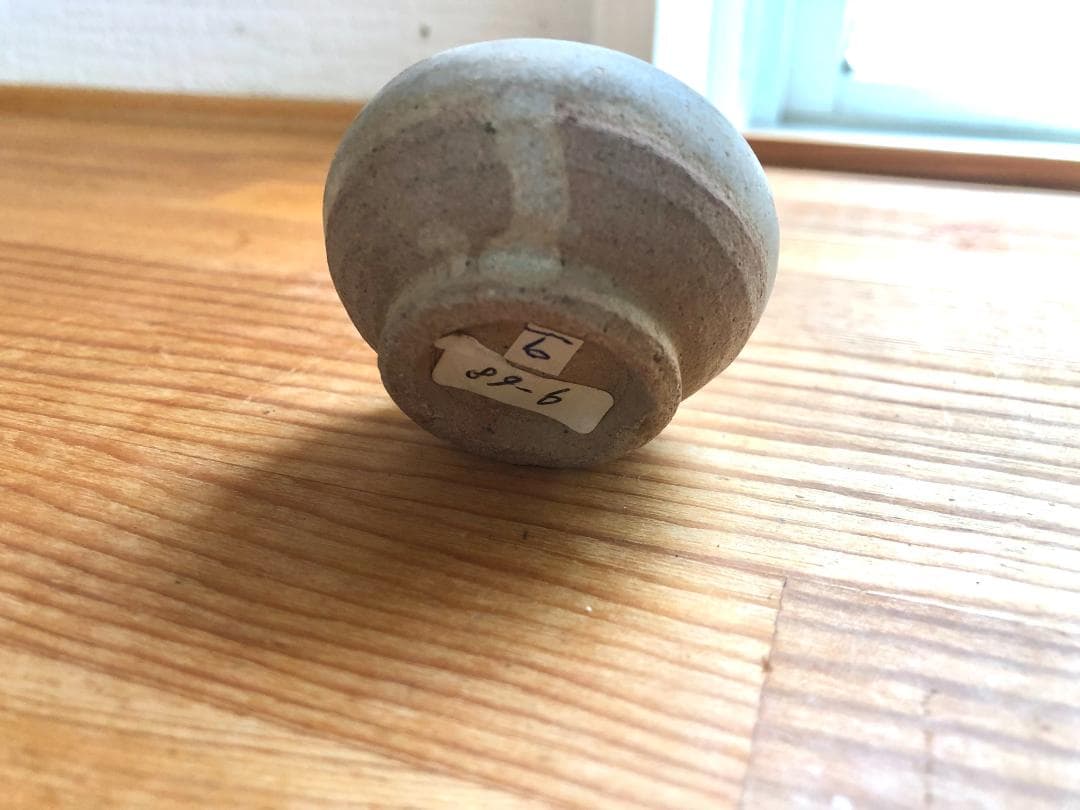 【タイ・骨董】宋胡録（スンコロク) 白灰 青磁 小壺（1301年~1600年