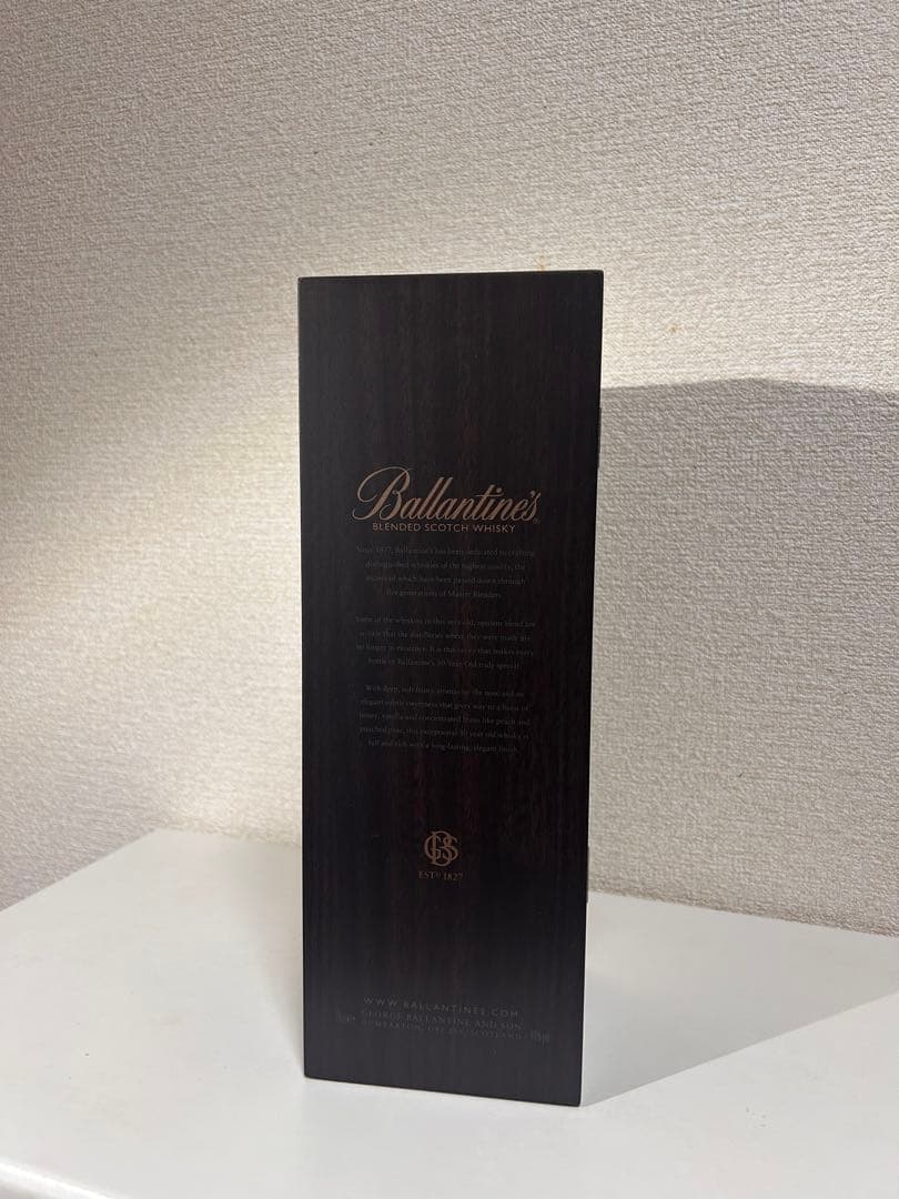 Ballantine's 30年 ブレンデッドスコッチウイスキー　木箱入り
