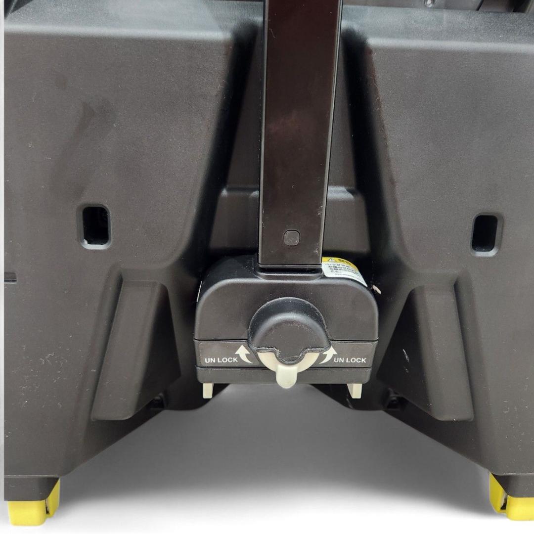 アップリカ フラディア グロウ ISOFIX セーフティープラス ロイヤルAB