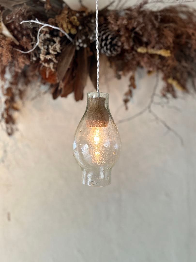 ガラスホヤのペンダントランプ