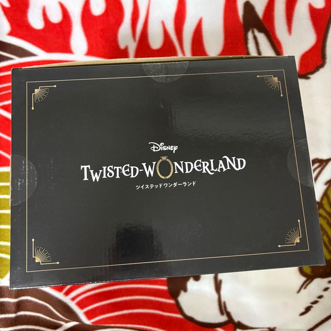 【期間限定値下げ中】ツイステ リドル フィギュア