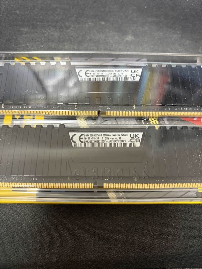 メモリー Corsair Vengeance LPX DDR4-3200 32GB