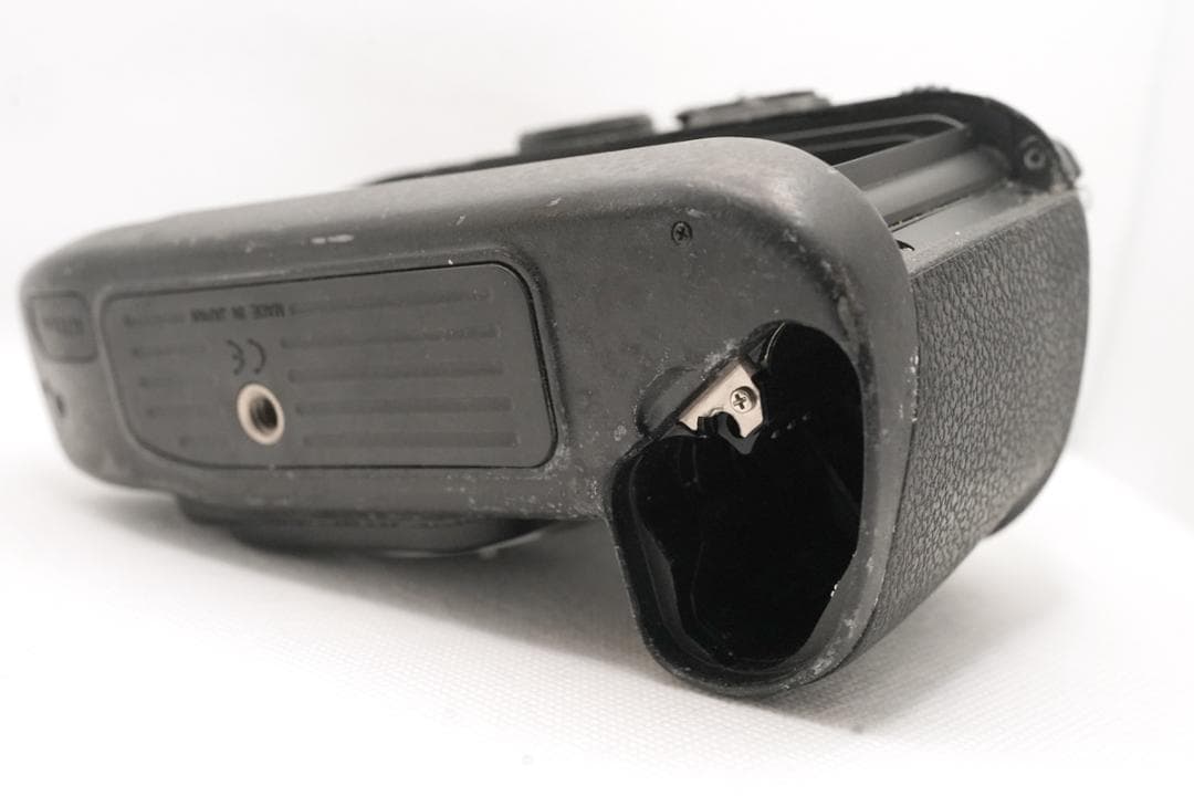 【ジャンク品】Nikon F100 ボディ 一眼レフカメラ