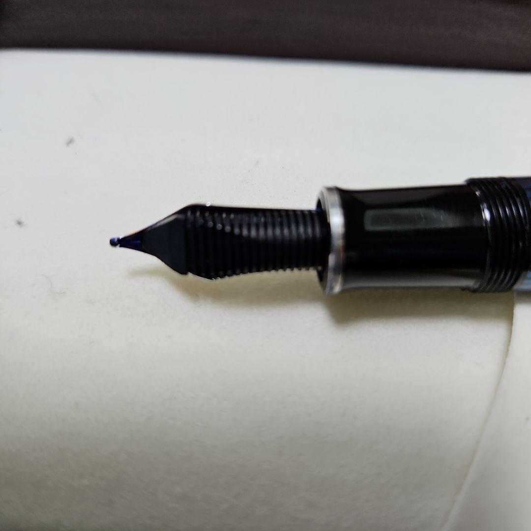 【高級万年筆 Pelikan ペリカン スーベレン M805青縞】