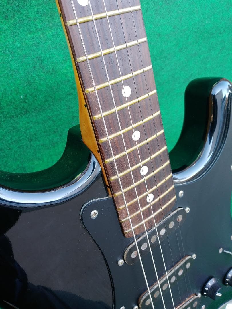 Fernandes エレキギター FST-65T　ジャンク品