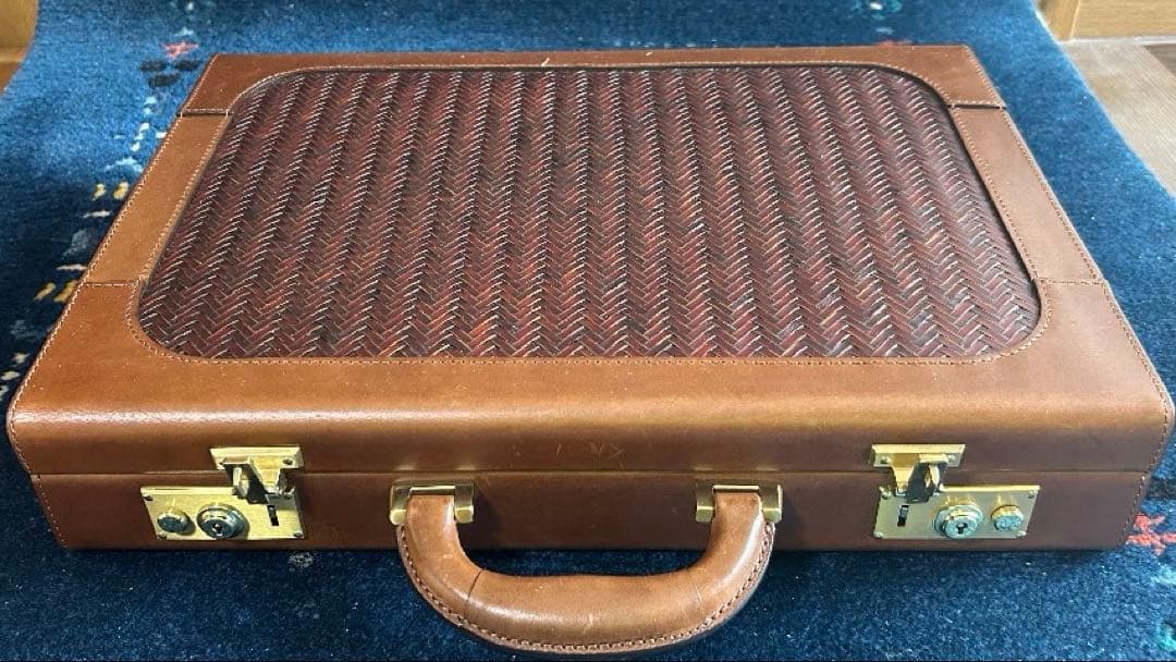 大幅に値下げしました！ 美品　公長斎小菅アタッシュケースタイプ