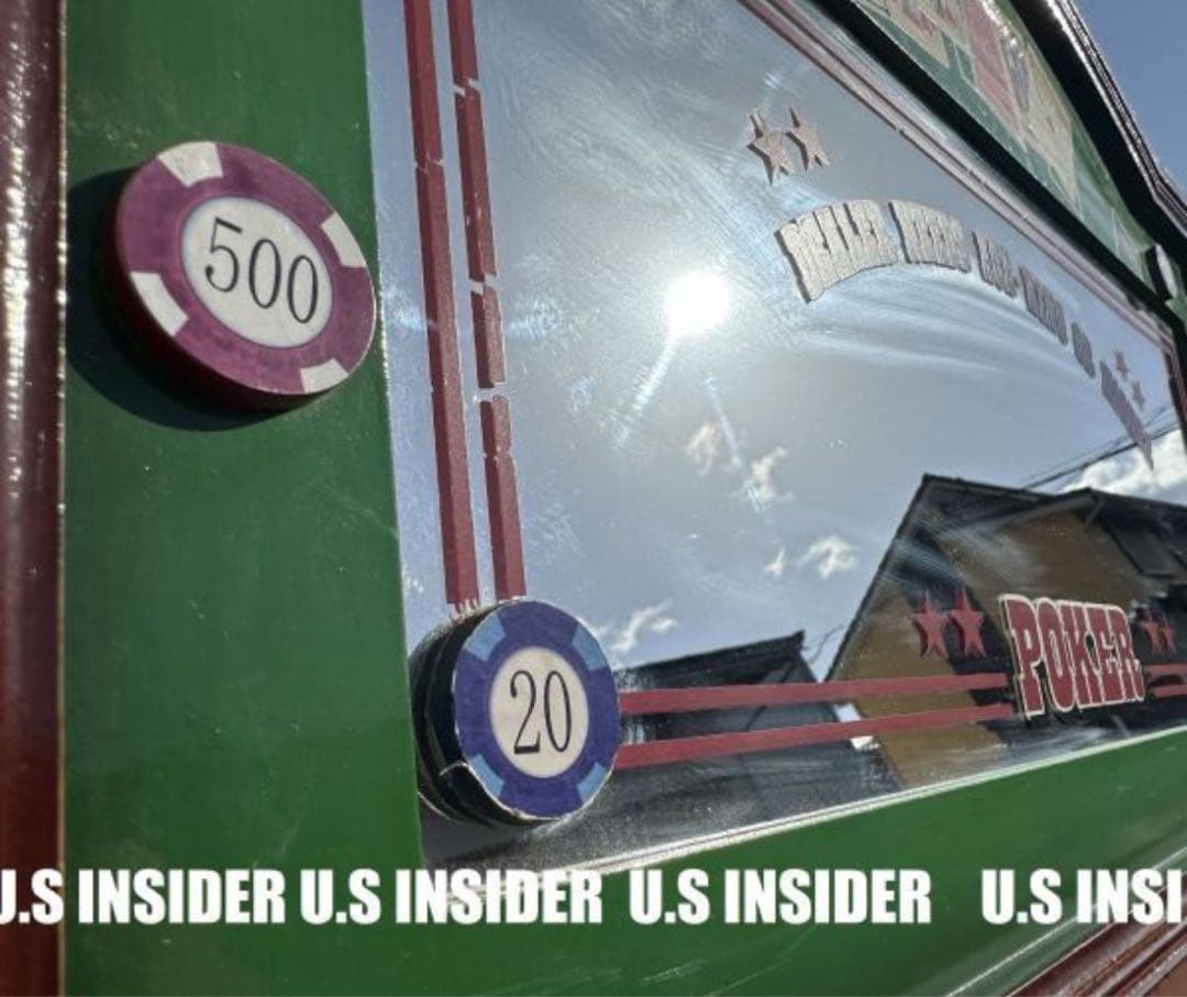 LAより入荷!!　2005年 トランプ・ポーカー / 壁掛けミラー　大型68cm