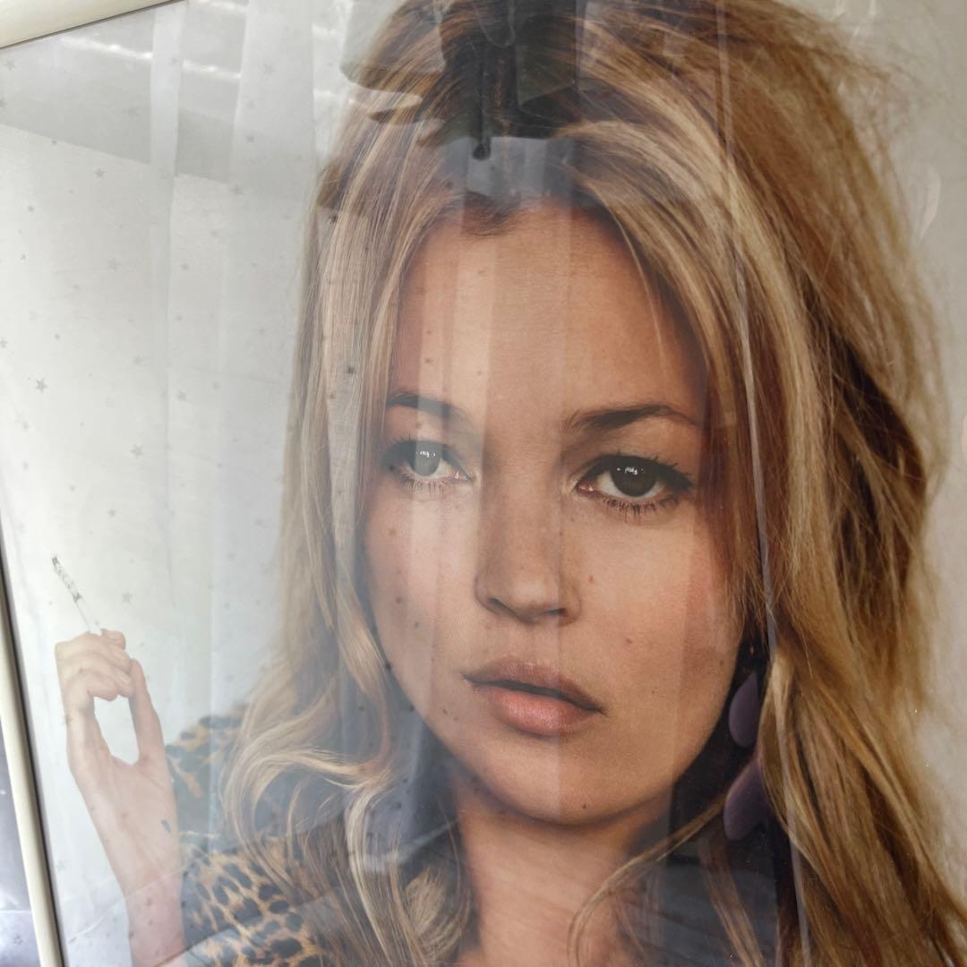 ケイト・モス　supreme フレーム付き　ポスター✨