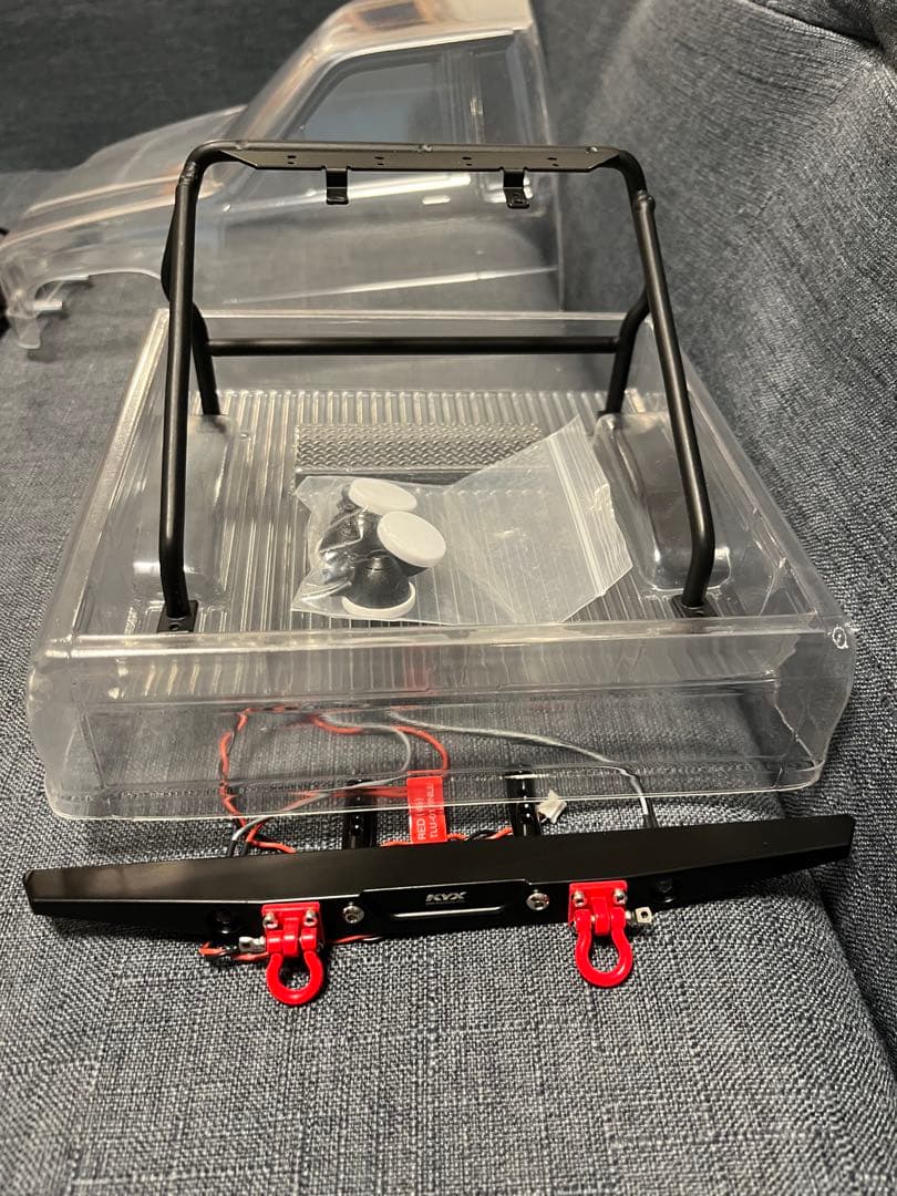 Pro-Line 1/10 ハイラックス ボディ 前後バンパー ロールケージ付き