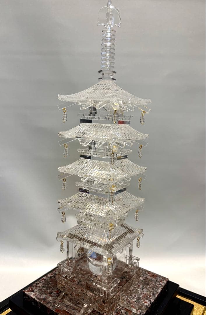 #伝統工芸士 田中保山作 水晶製 『五重塔』　オブジェ　彫刻