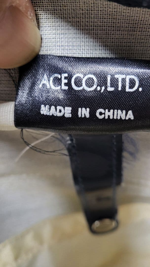 adidas エナメルボストンバック　紺色　ユーズド品