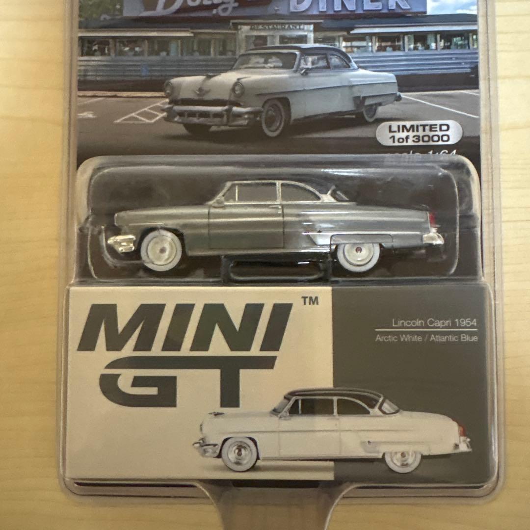 MINI GT Lincoln Capri 1954 限定モデル　チェイス