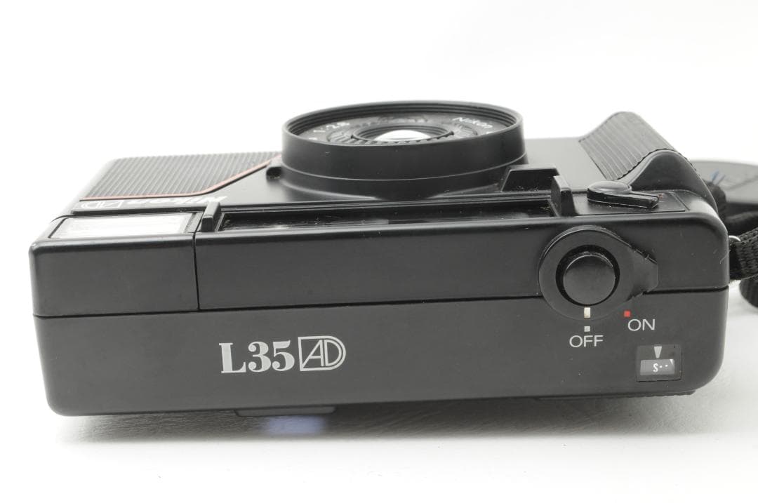 Nikon ニコン L35AD 初代ピカイチ 単三電池駆動
