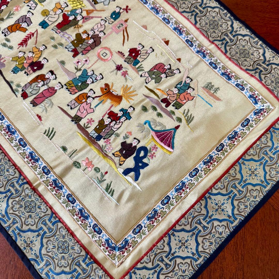 未使用 中国骨董 シルク 刺繍 ハンド刺繍 タペストリー 美術品