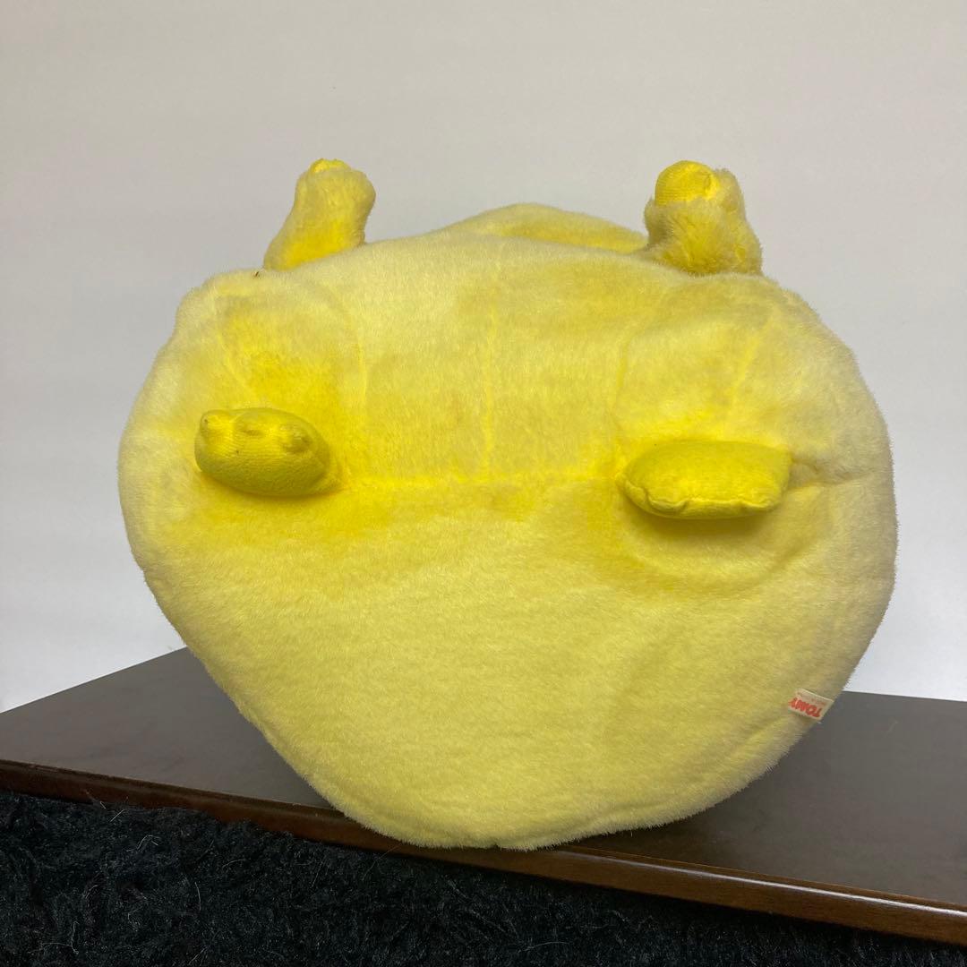 ピカチュウ　ぬいぐるみ