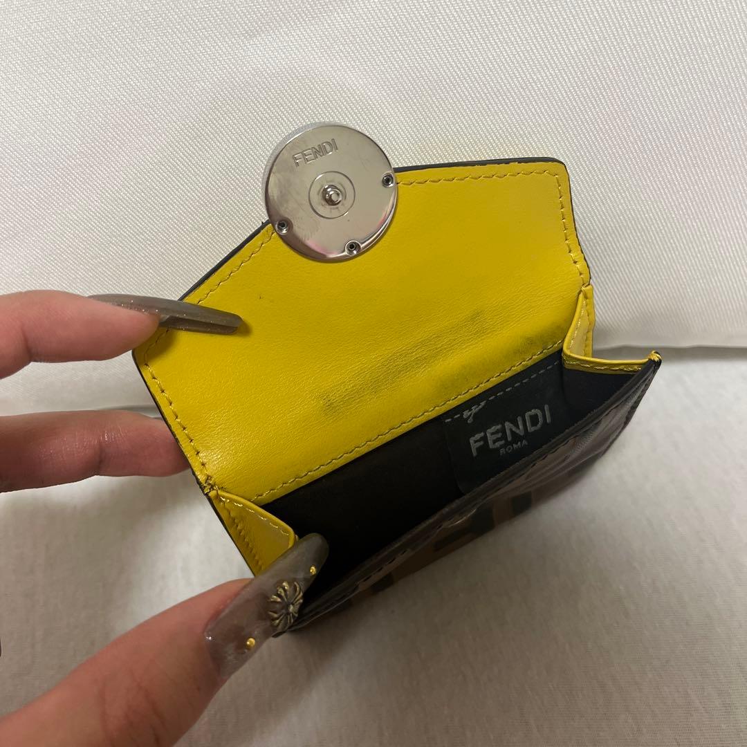FENDI 三つ折り財布 イエロー