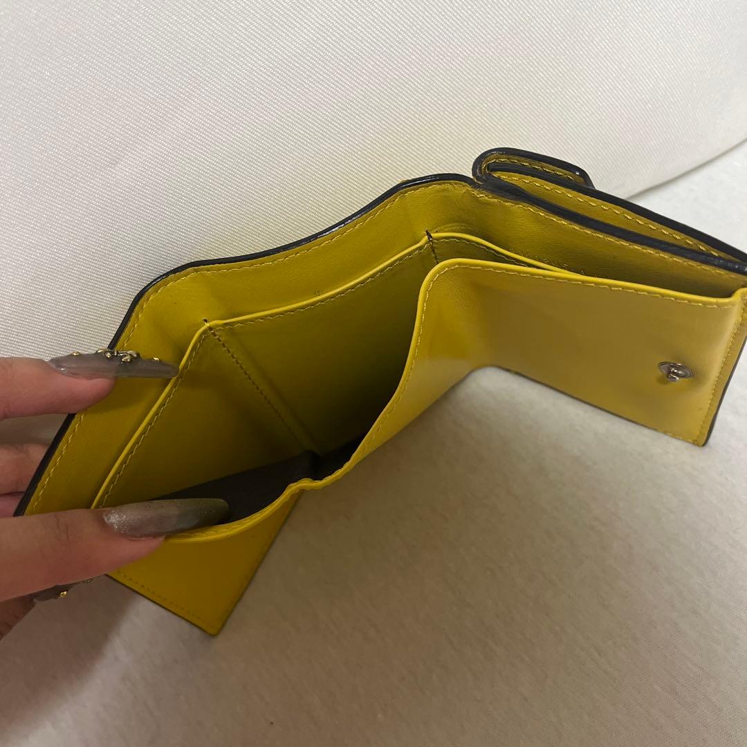 FENDI 三つ折り財布 イエロー
