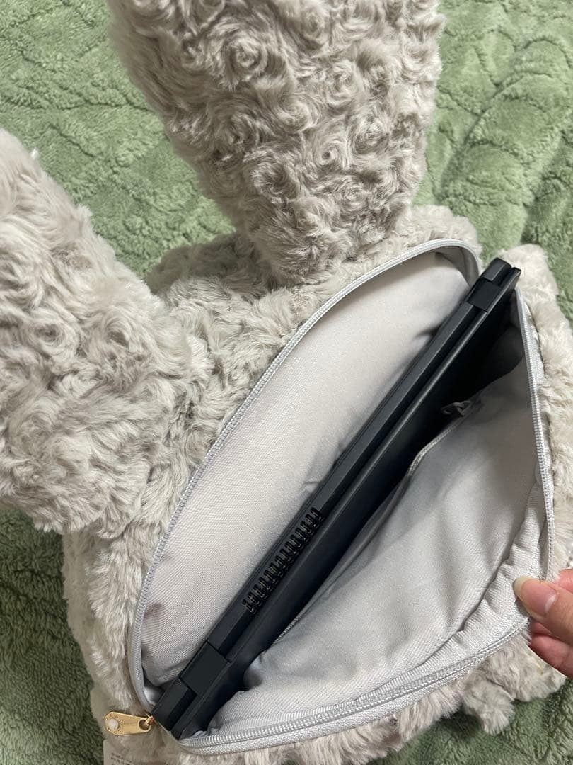 ジュディの顔バッグ