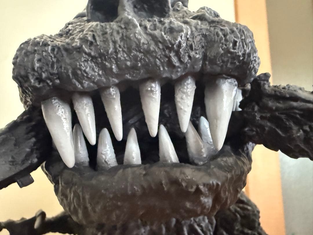 ギガンティックデフォリアル ゴジラ　(1954)モノクロver. フィギュア