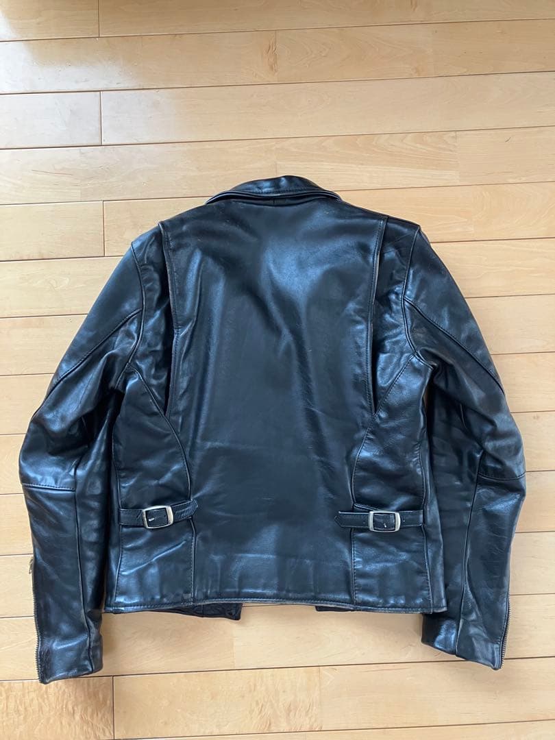 Vanson ENF 34 TALONジッパー使用