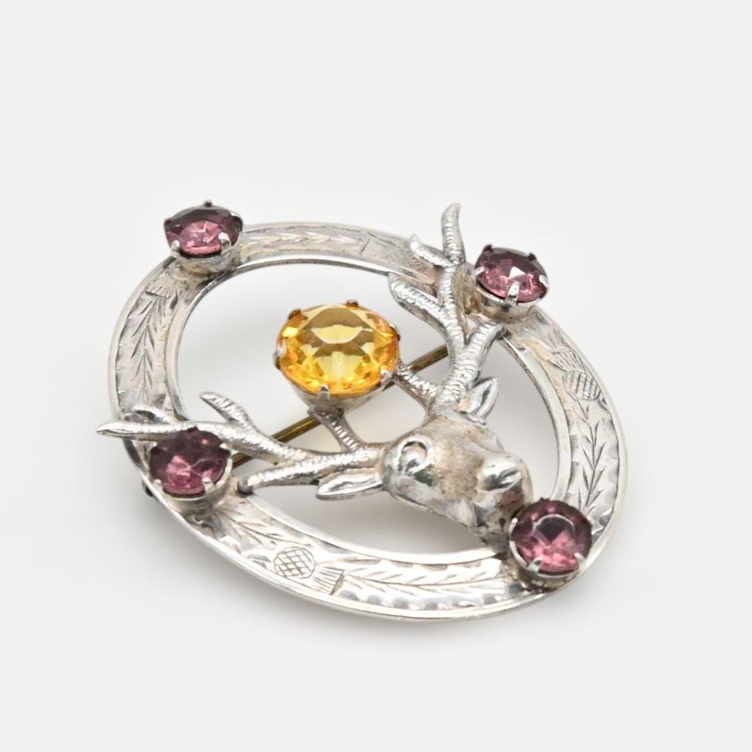 シカの銀製ブローチ　シルバー 英国 スコットランド ケルト　s0922