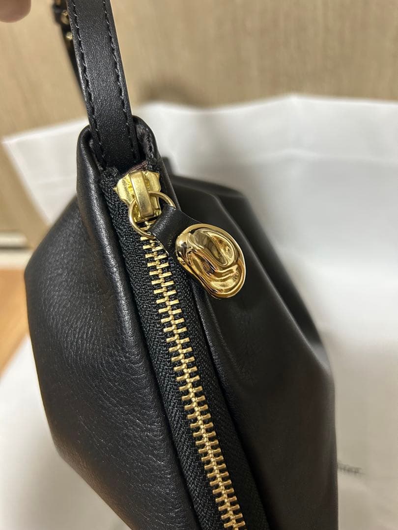 gemeil レザーワンハンドルバッグ ブラック