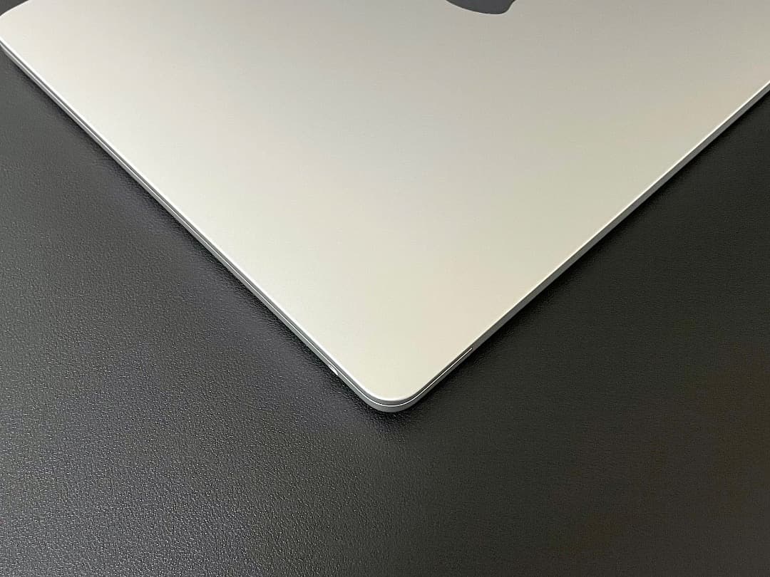 【美品】MacBook Air （M2, 2022）13.6㌅ 箱付 綺麗