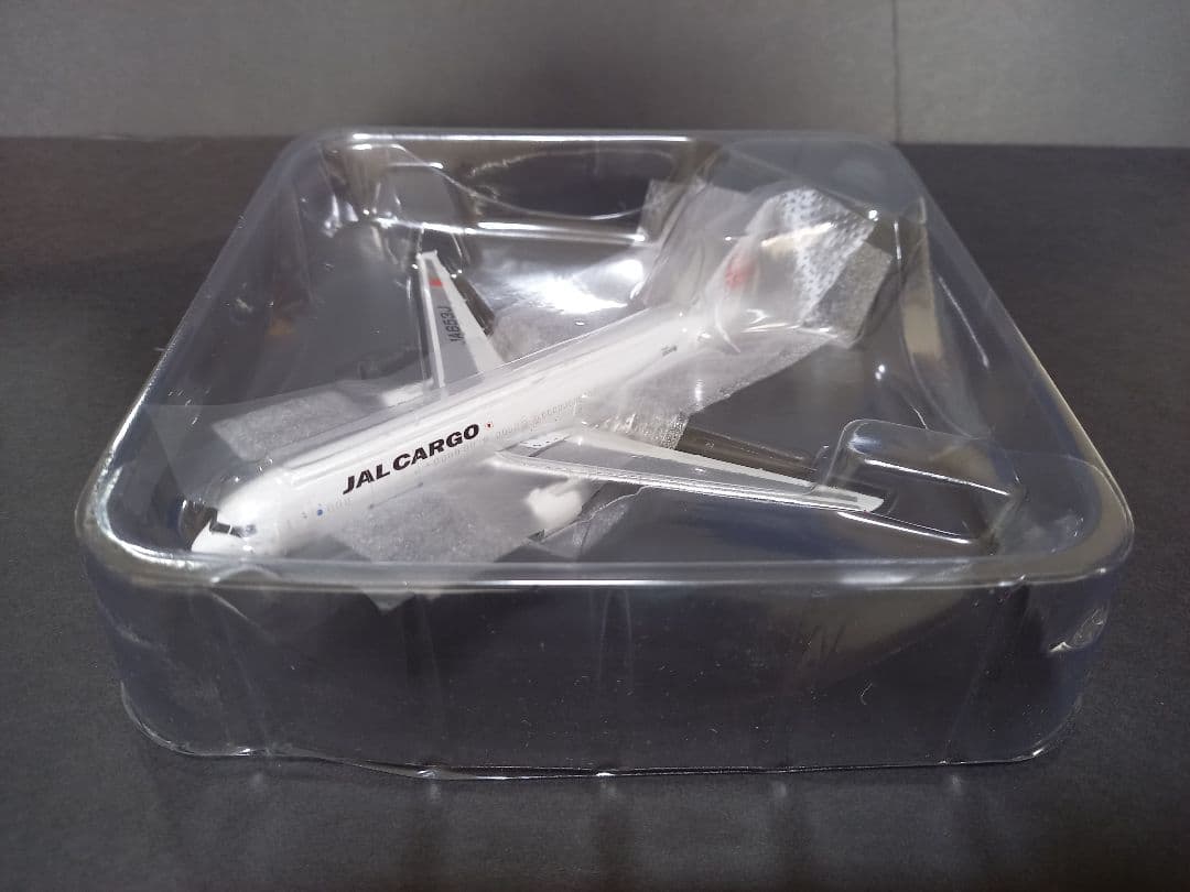 航空機・ヘリコプター JAL CARGO Boeing 767-346ER(BCF) 1:400