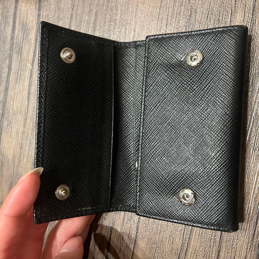 プラダ　サフィアーノ　キーケース