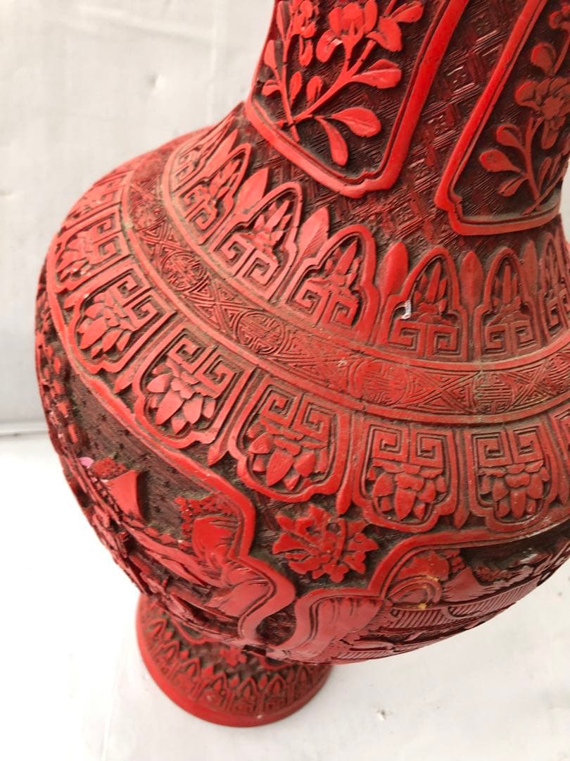 中国美術 人物彫文堆朱花瓶 高48cm 銅製 細密細工 花文 骨董(I95)