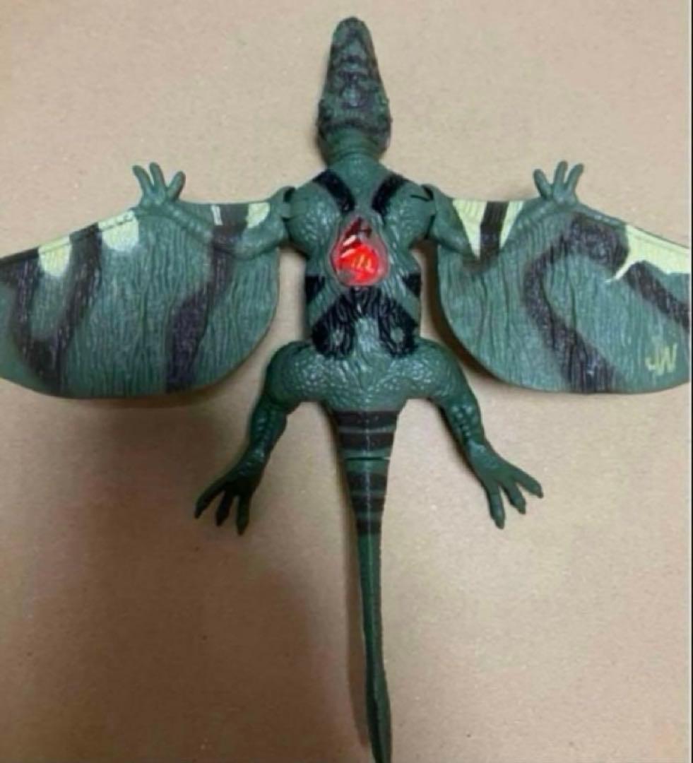 ジュラシックワールド ハズブロ 恐竜 フィギュア 3体セット インドミナス