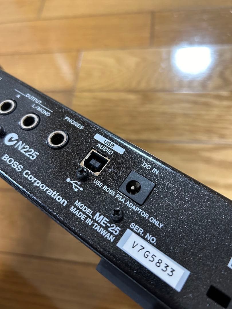 BOSS ME-25 ギターエフェクター　ACアダプター付