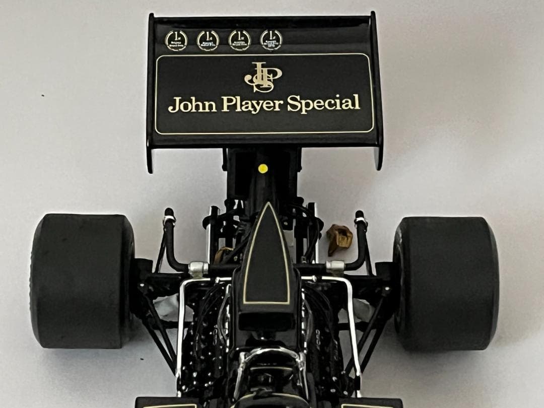 エグゾト 1/18 LOTUS FORD TYPE 72D 1972 #6 箱付