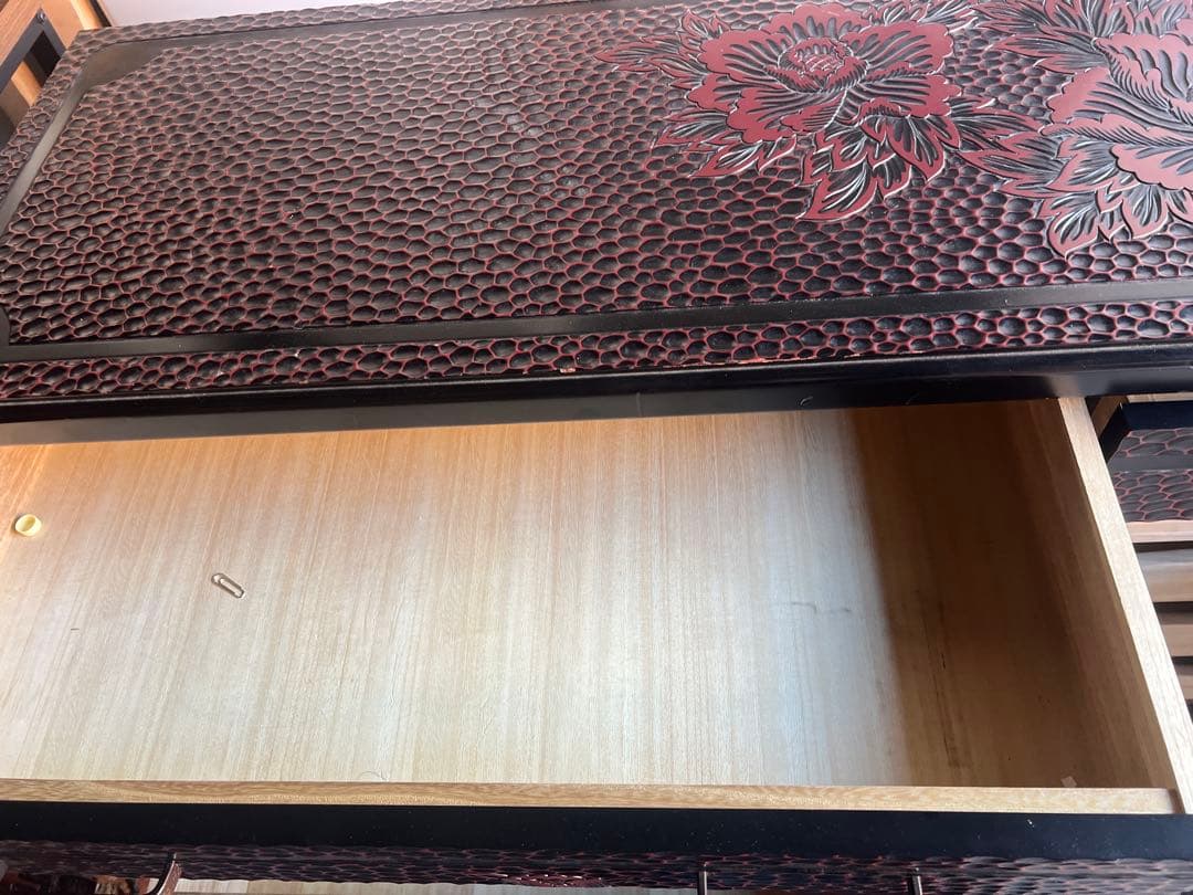 タンス　鎌倉彫　チェスト　CAPIC タンス