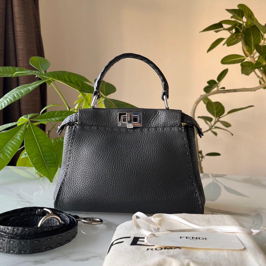 FENDI ピーカブー　ミニ　セレリア レザー　ハンドバッグ　アスファルトグレー