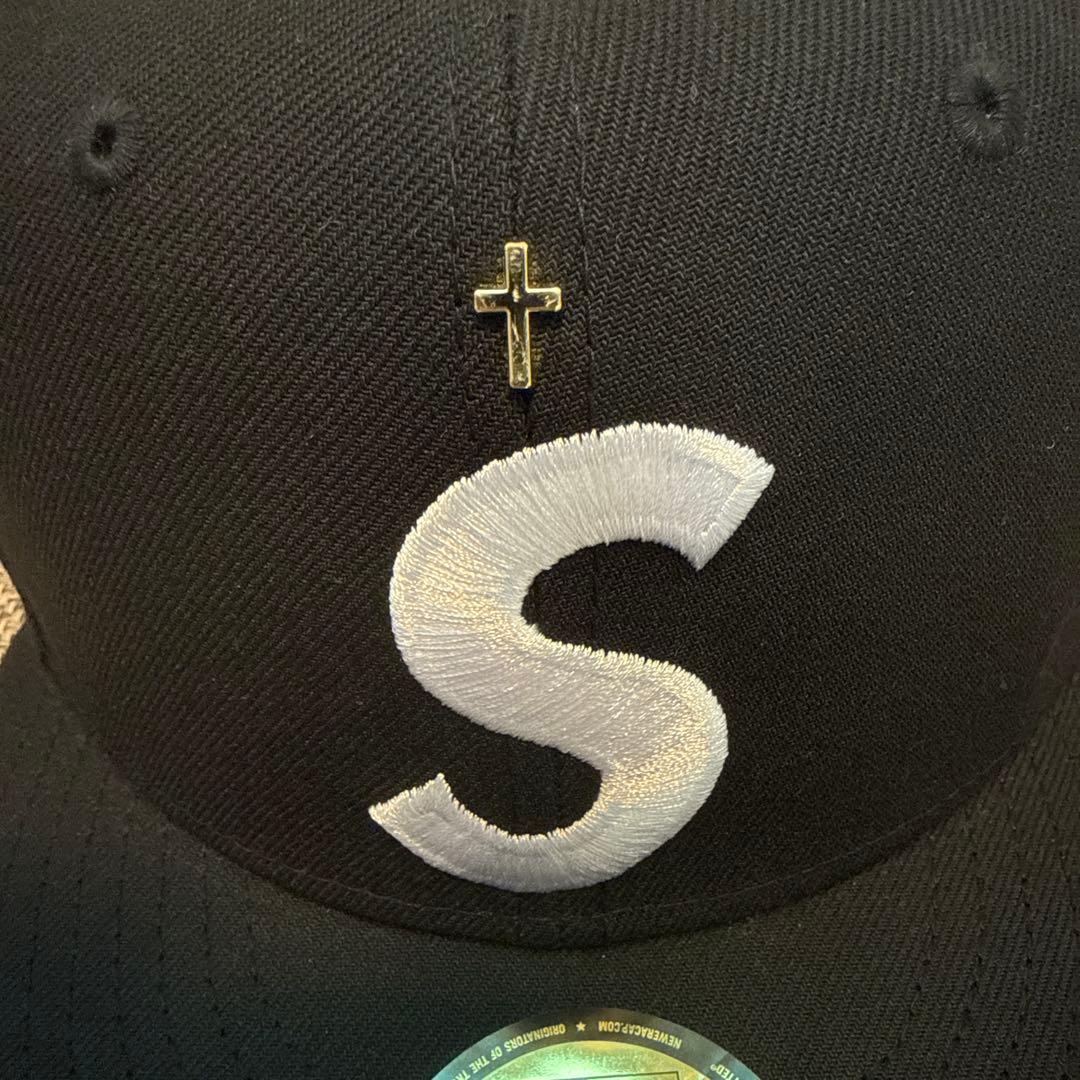 帽子 supreme Gold Cross S Logo NewEra 7 1/2
