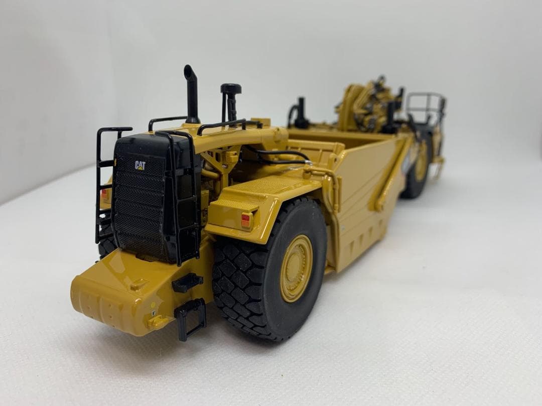 ミニカー CCM 1/48 CAT 637K WHEEL TRCATOR-COAL