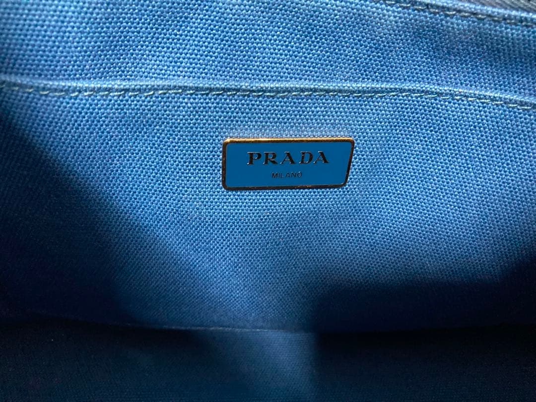 PRADA 青 カナパ ハンドバッグ
