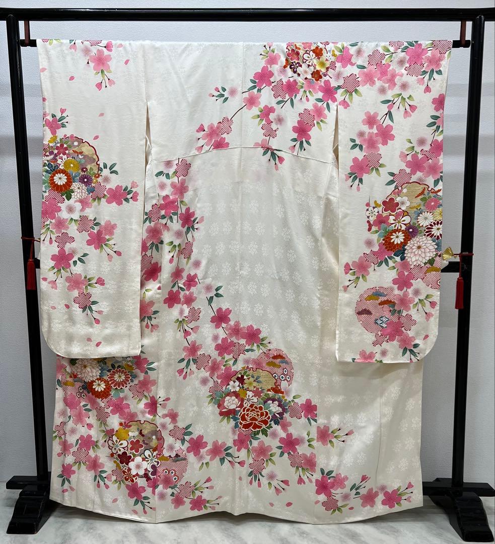 小柄な方　振り袖　フルセット　白　別誂長襦袢　成人式　金彩加工　刺繍入り　736