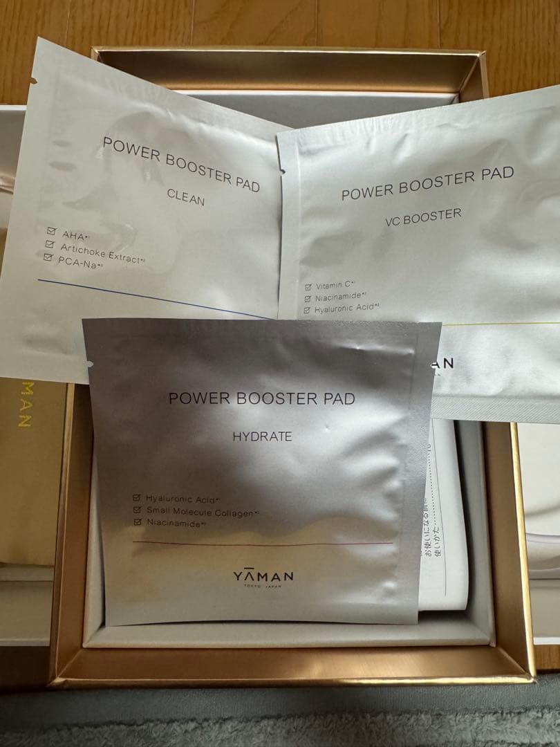 YA-MAN フォトプラスシャイニーネオ　シャンパンBOOSTER PAD付き