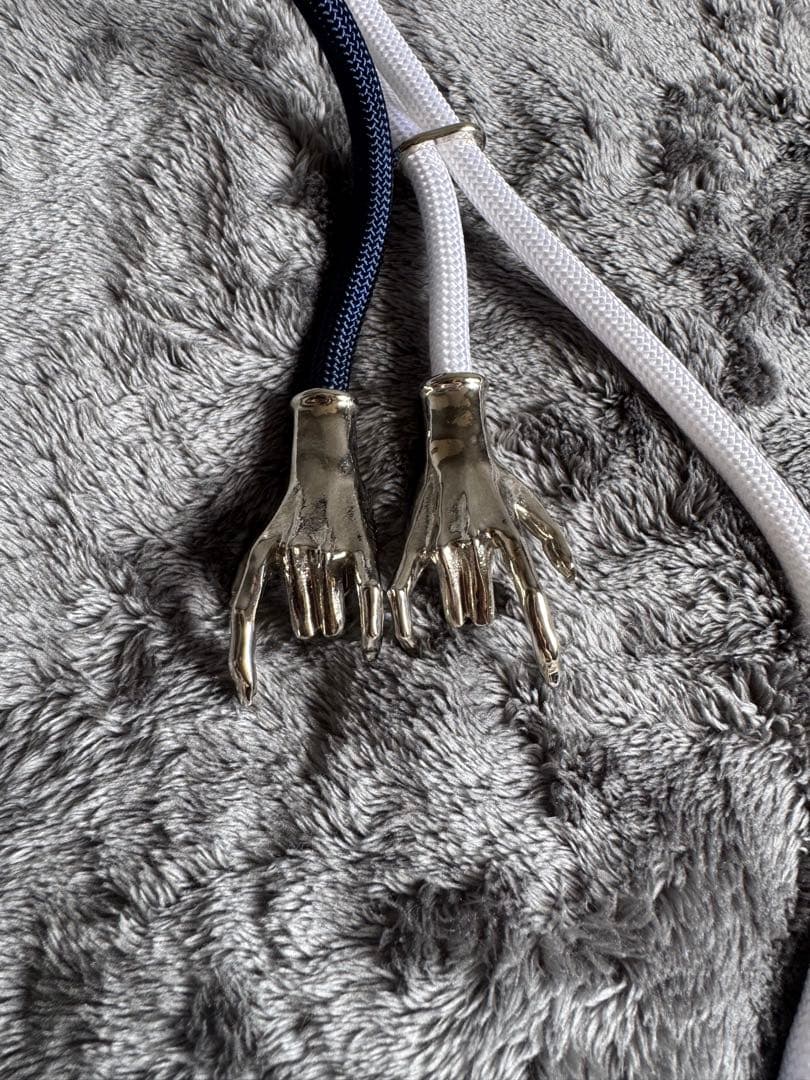 hazama 2ndライン　惹きずり込まれる運命のスマホストラップ