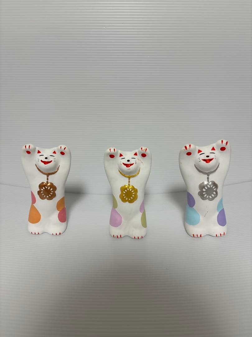 輪葉葉　招き猫　金銀銅メダル