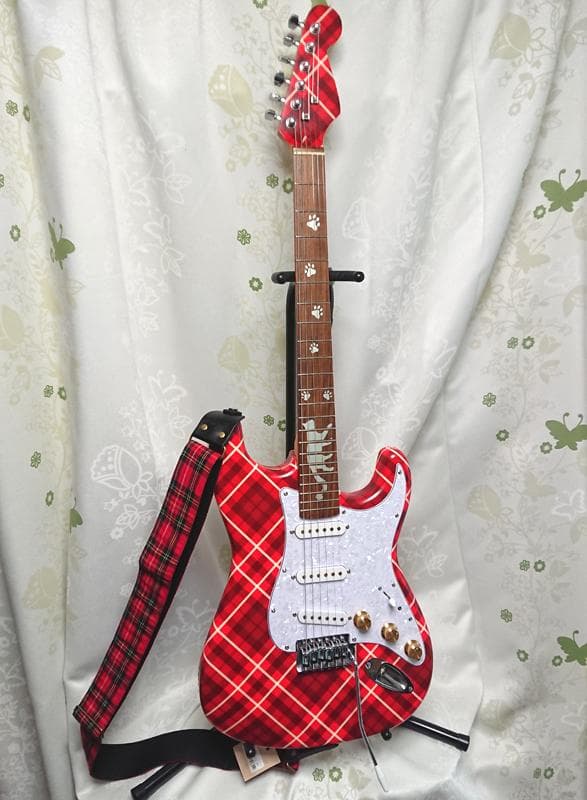 1月20日まで フォトジェニック ストラト ギター タータンチェック