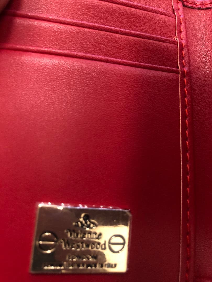Vivienne Westwood エナメル三つ折り財布 レッド