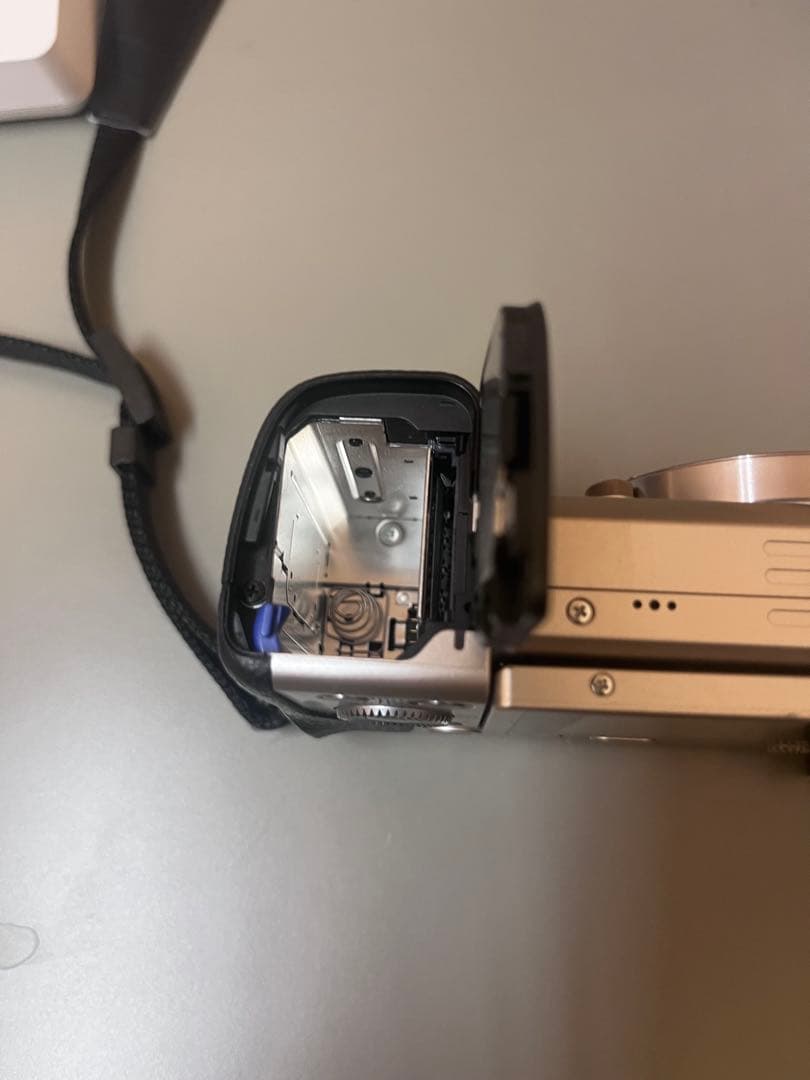 SONY α6000 ミラーレス一眼 本体と付属品