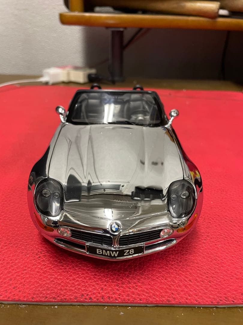 京商　BMW Z8 クロームメッキ
