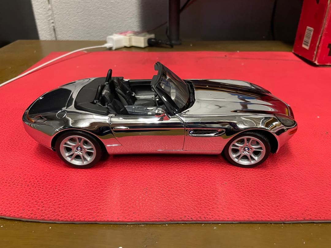 京商　BMW Z8 クロームメッキ